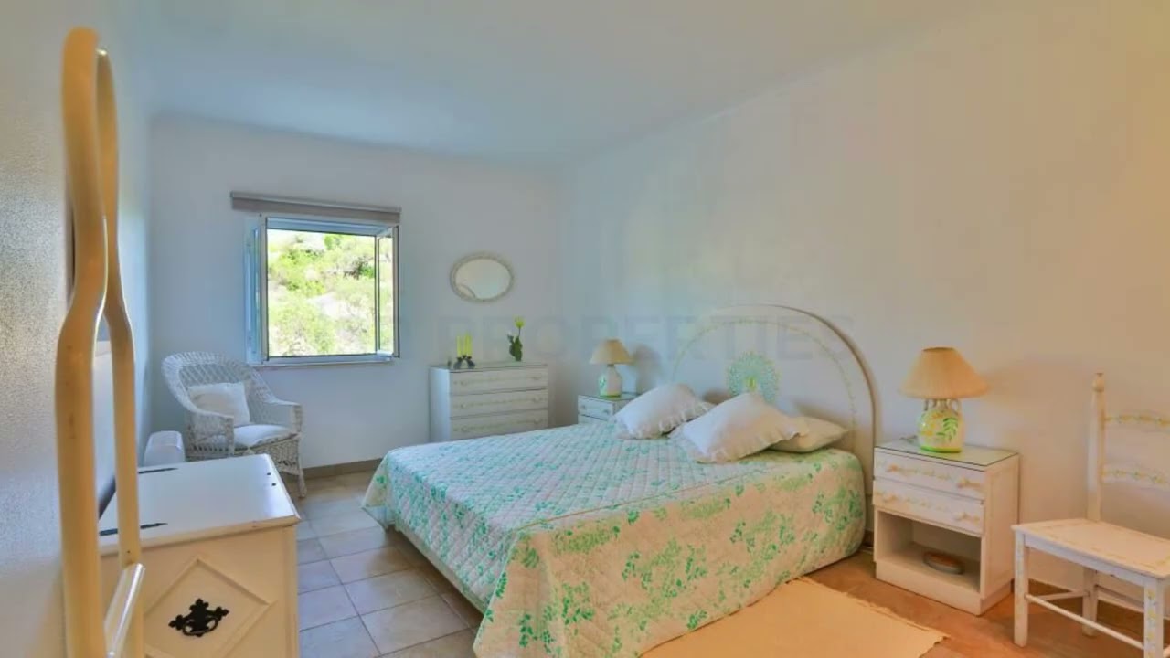 3 bedrooms House in Loule, Portugal No. 209988