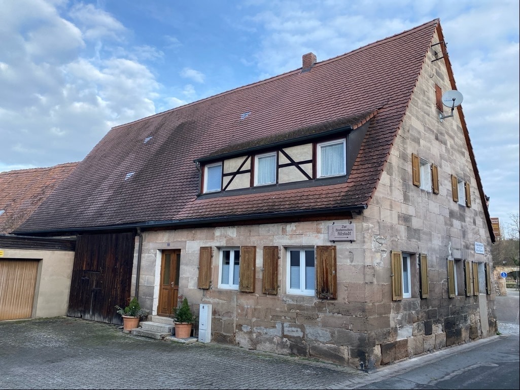 Adosado de 4 habitaciónes en Furth, Germany No. 160978