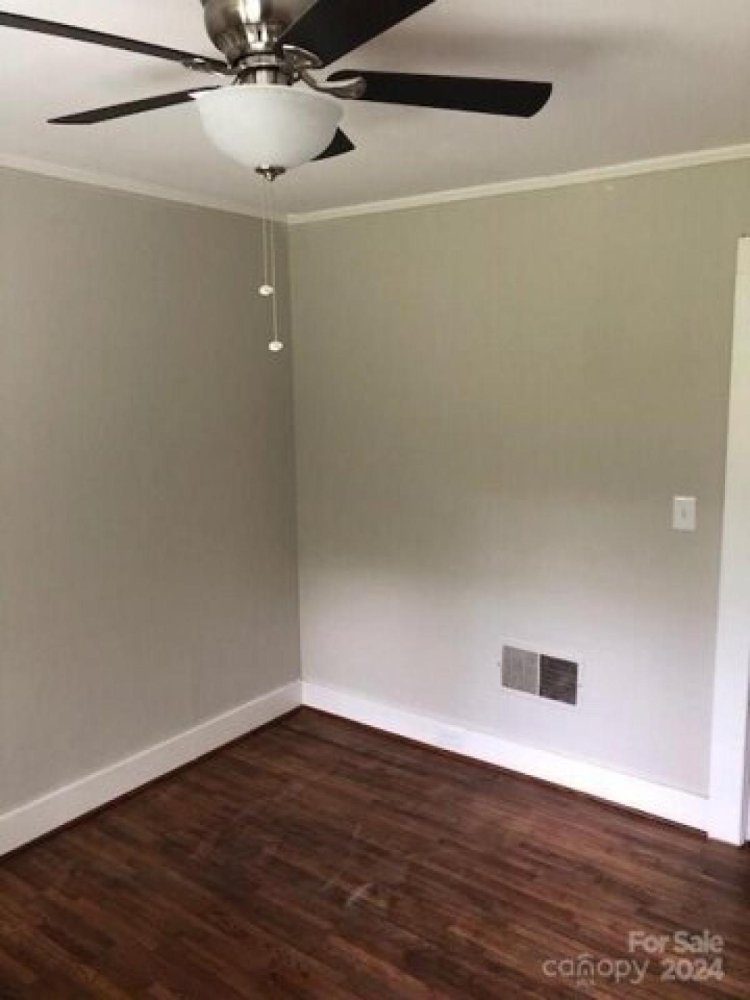 Casa de 2 dormitorios en Concord, USA No. 296189