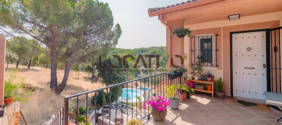 4 bedrooms House in Navas del Rey, Spain No. 137391 12