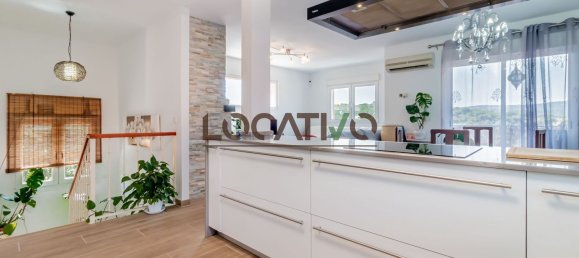 4 bedrooms House in Navas del Rey, Spain No. 137391 20