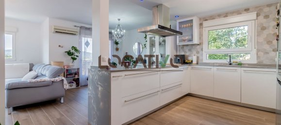 4 bedrooms House in Navas del Rey, Spain No. 137391 18