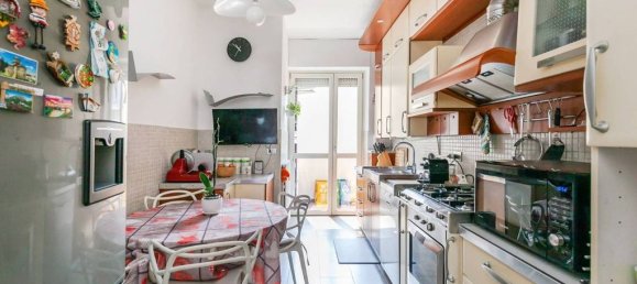 3 bedrooms Apartment in Milan, Italy No. 241967 44