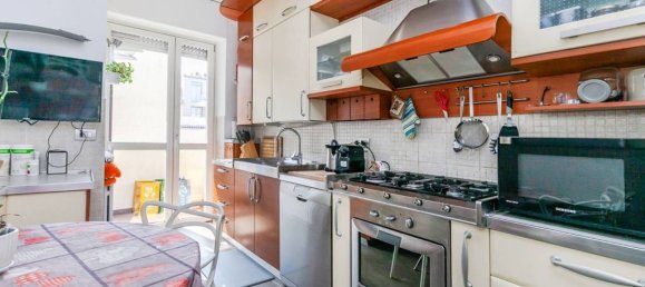 3 bedrooms Apartment in Milan, Italy No. 241967 46