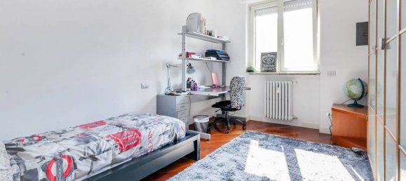 3 bedrooms Apartment in Milan, Italy No. 241967 33