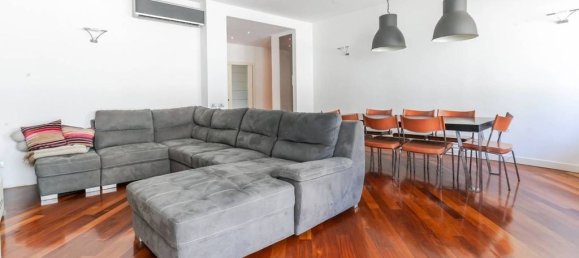 3 bedrooms Apartment in Milan, Italy No. 241967 9