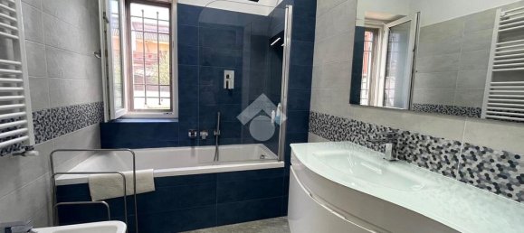 3 bedrooms Villa in Marino, Italy No. 273422 21