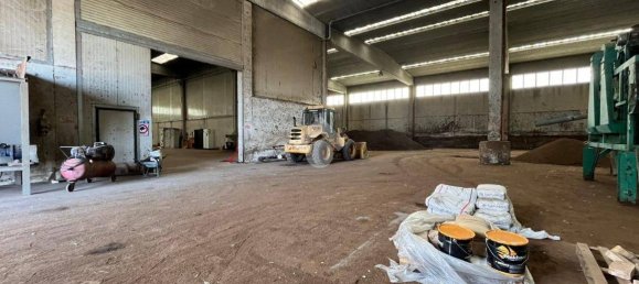 5غرفة عقار تجاري في Corigliano Rossano, Italy رقم 41548 19