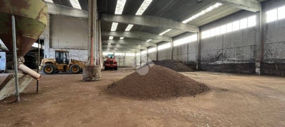 5غرفة عقار تجاري في Corigliano Rossano, Italy رقم 41548 10