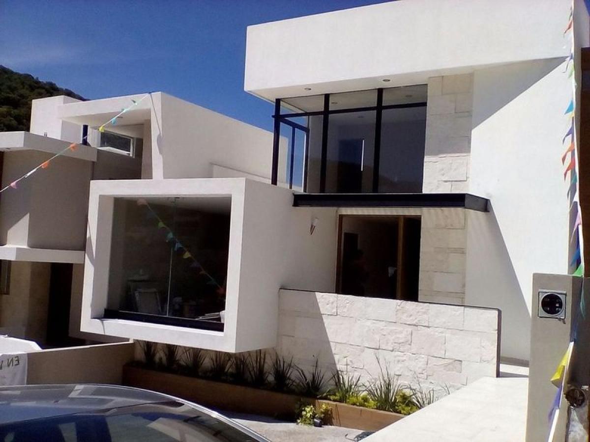 3 bedrooms House in Queretaro, Mexico No. 180627