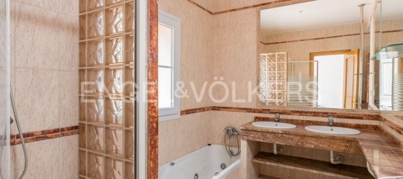 5 غرف نوم منزل في Cadiz, Spain رقم 29169 11