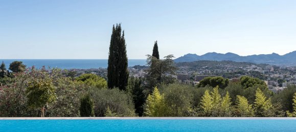 6 bedrooms Villa in Mougins, France No. 786 8