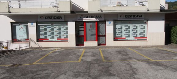 3 rooms House in Valdagno, Italy No. 178971 6