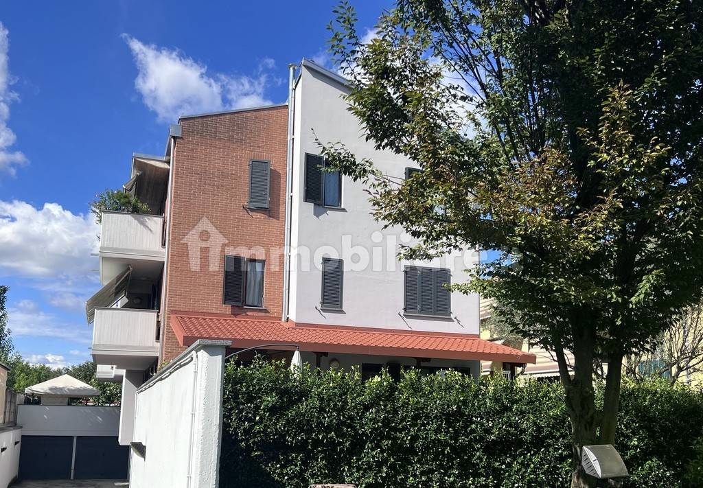Apartamento de 1 dormitorio en Desio, Italy No. 311935
