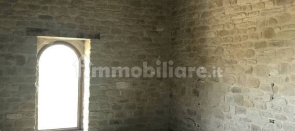 5 rooms Building in Passignano sul Trasimeno, Italy No. 74510 3