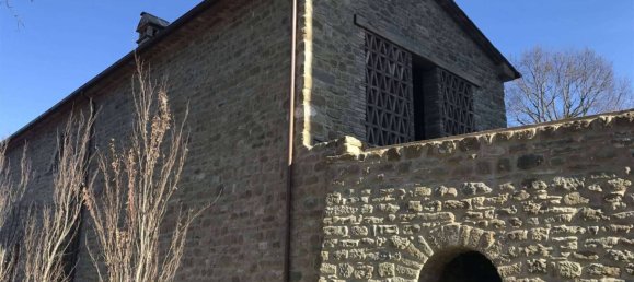 5 rooms Building in Passignano sul Trasimeno, Italy No. 74510 7