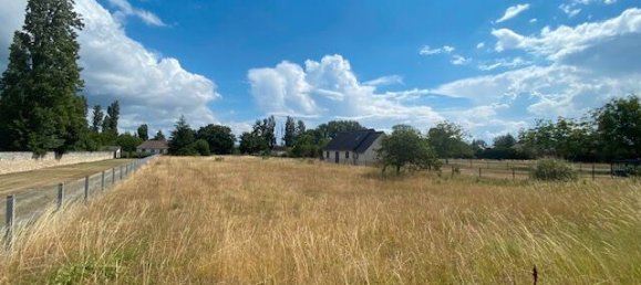  قطعة أرض في Tavant, France 2351متر مربع رقم 264157 2