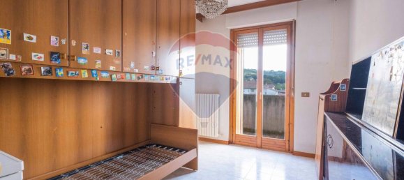 7 rooms Apartment in Castelplanio, Italy No. 7457 6
