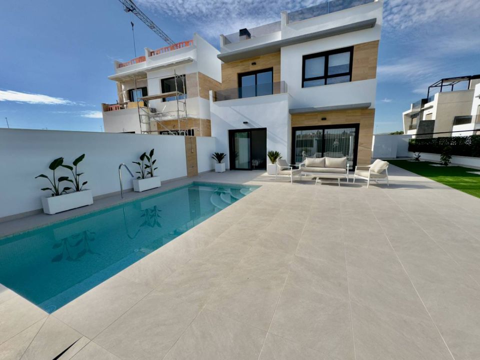 3 Schlafzimmer Villa in Benijofar, Spain, Nr. 177170