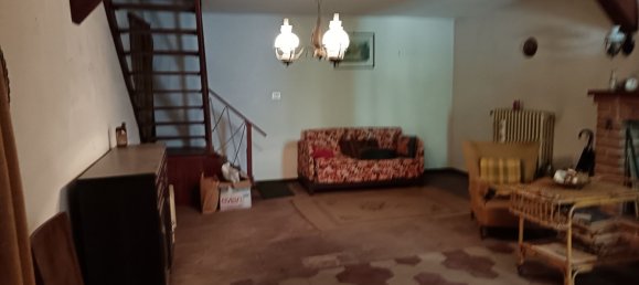 2-Zimmer Haus in Castana, Italy, Nr. 258848 8