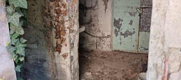 2-Zimmer Haus in Castana, Italy, Nr. 258848 6