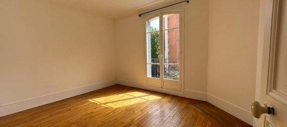 2 chambres Appartement à La Garenne-Colombes, France No. 182654 8