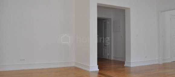 Apartamento de 3 dormitorios en Lisbon, Portugal No. 96165 4