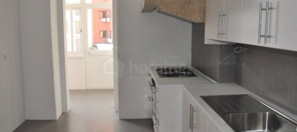 Apartamento de 3 dormitorios en Lisbon, Portugal No. 96165 18