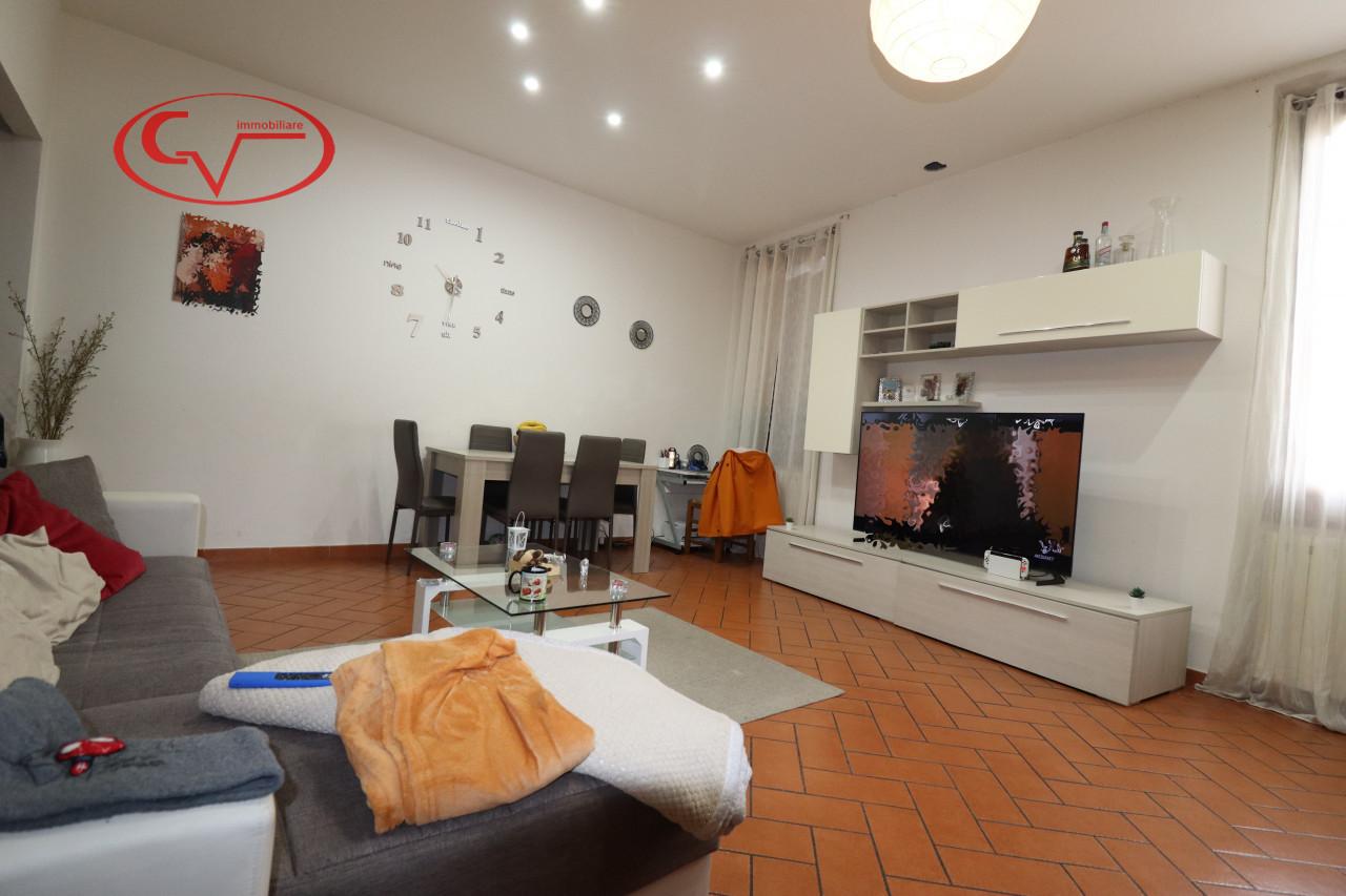 3 rooms Apartment in Montevarchi, Italy No. 236964