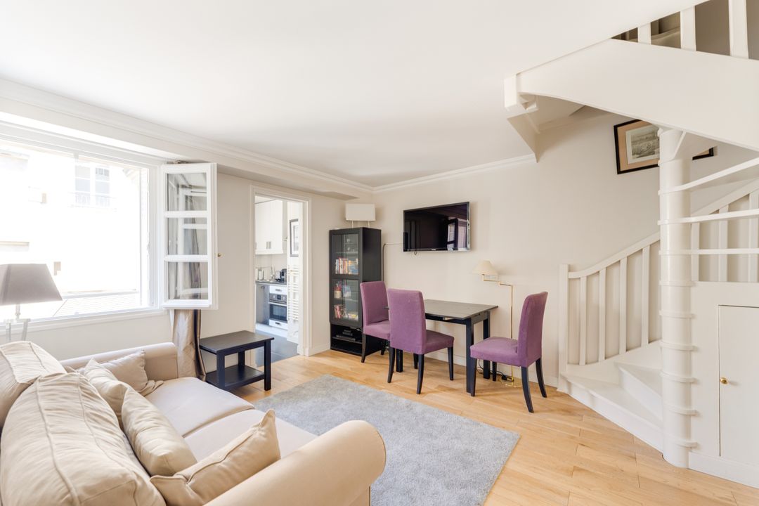 1 bedroom Duplex in Bois-d'Arcy, France No. 163789