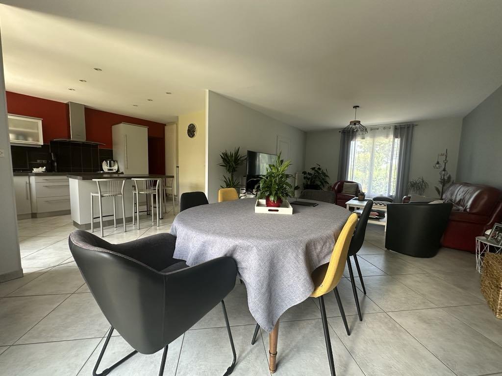 4 bedrooms House in Maine-et-Loire, France No. 307033