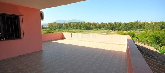 4 bedrooms House in Casares, Spain No. 38734 37