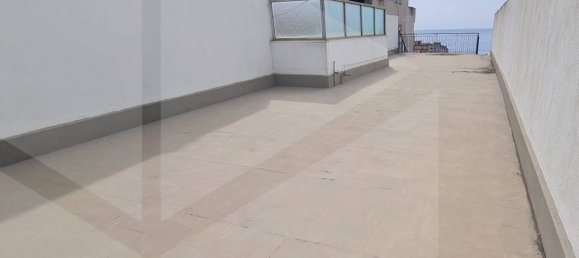 Casa de 4 habitaciónes en Santa Teresa di Riva, Italy No. 24166 9