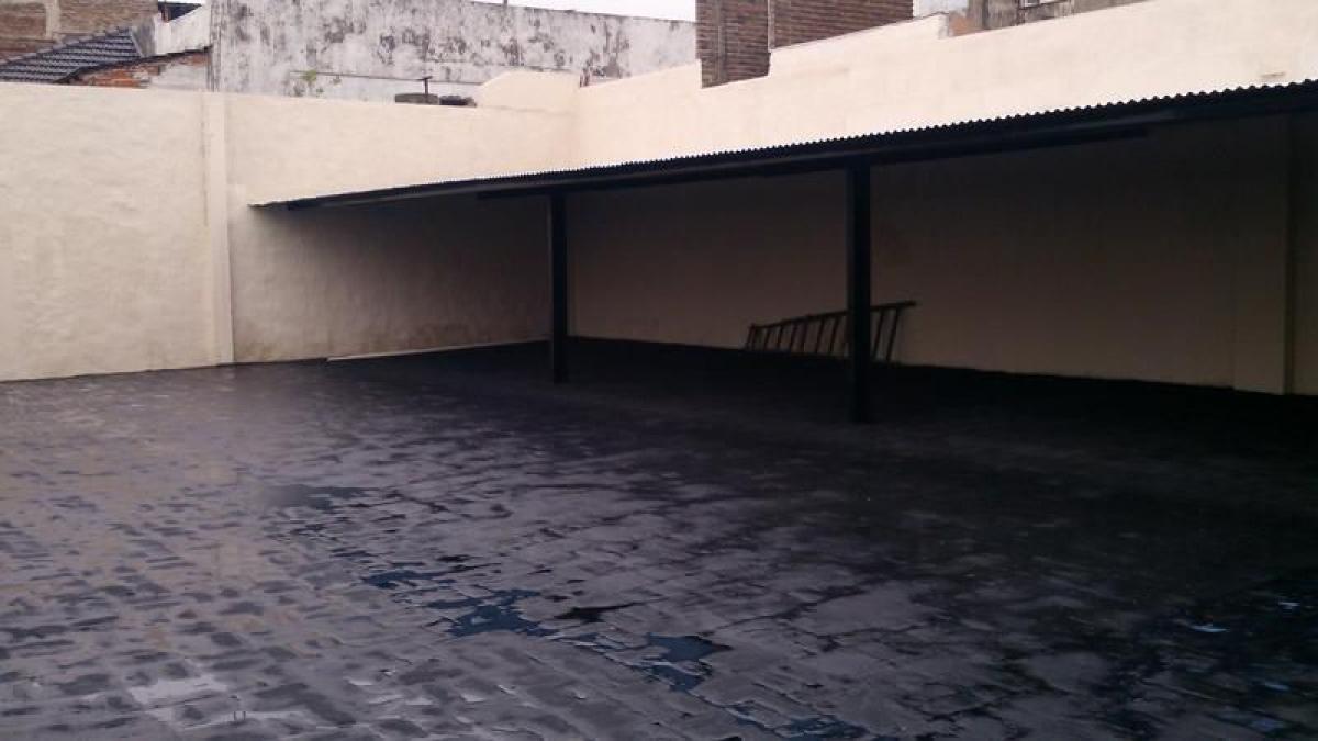 Grundstück in Lanus, Argentina, Nr. 120928