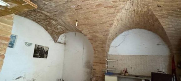 1 bedroom Apartment in Perugia, Italy No. 301048 3