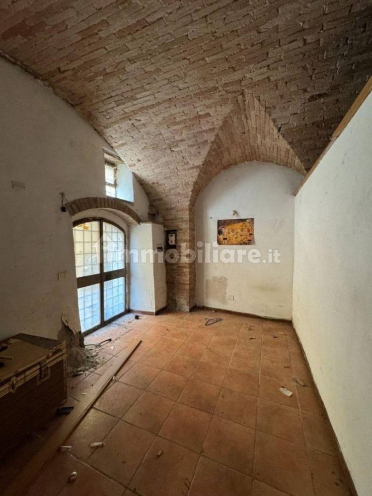 1 bedroom Apartment in Perugia, Italy No. 301048