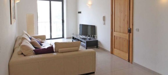 Apartamento de 3 dormitorios en Swatar, Malta No. 11144 3