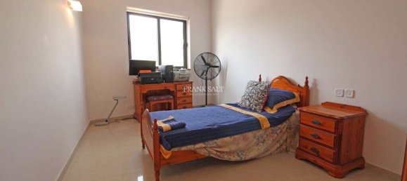 Apartamento de 3 dormitorios en Swatar, Malta No. 11144 11
