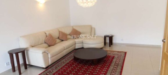Apartamento de 3 dormitorios en Swatar, Malta No. 11144 2