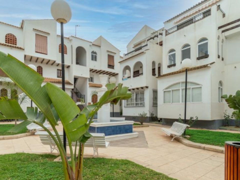 2 chambres Appartement à Torrevieja, Spain No. 275820