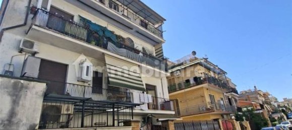 1 bedroom Apartment in Rome, Italy No. 272791 3