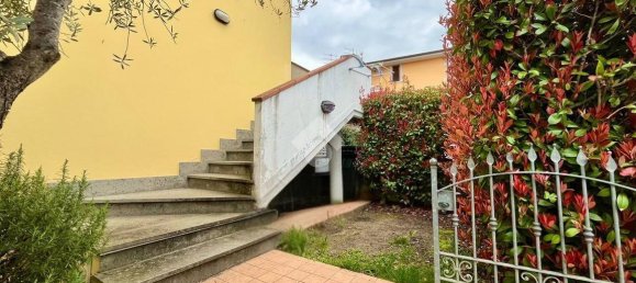 2 rooms Apartment in Altopascio, Italy No. 38033 14
