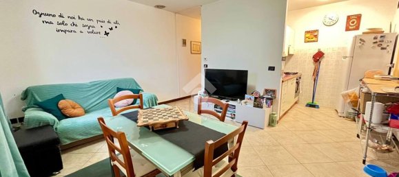 2 rooms Apartment in Altopascio, Italy No. 38033 3