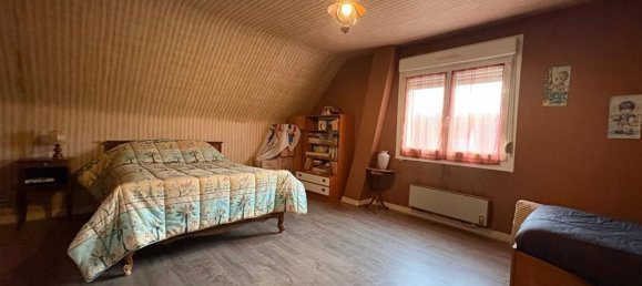 4 bedrooms House in Attichy, France No. 159475 5