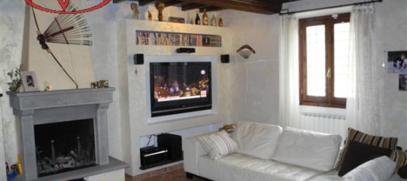 Apartamento de 4 divisões em Terranuova Bracciolini, Italy N.º 235915 2