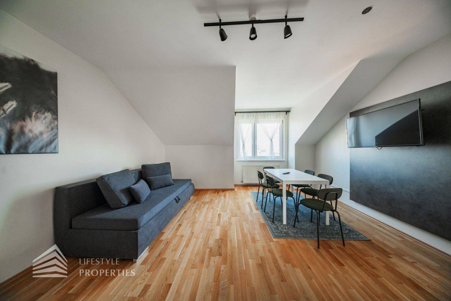 2 rooms Apartment in Mariahilf, Austria No. 240094