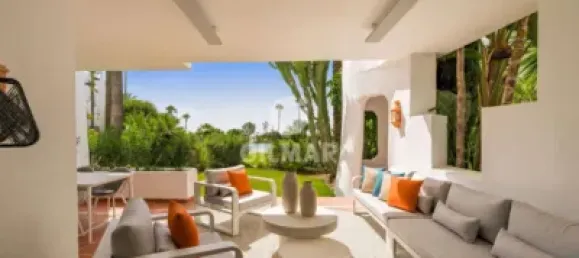 Apartamento de 3 dormitorios en Estepona, Spain No. 120138 11