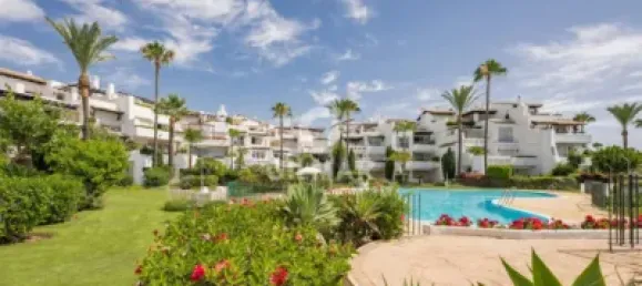 Apartamento de 3 dormitorios en Estepona, Spain No. 120138 19