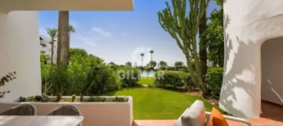 Apartamento de 3 dormitorios en Estepona, Spain No. 120138 12