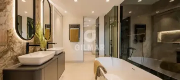 Apartamento de 3 dormitorios en Estepona, Spain No. 120138 15